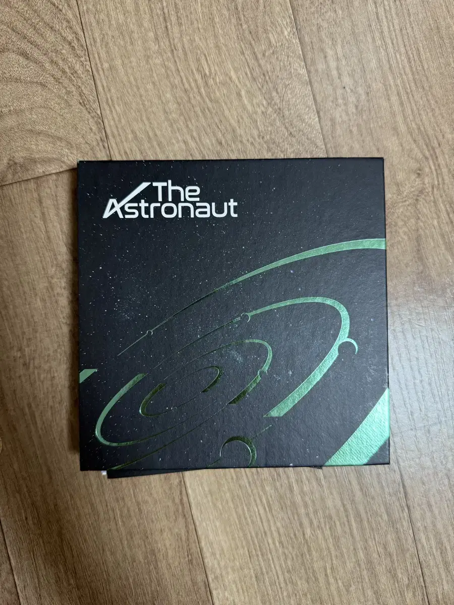 진 The Astronaut 앨범